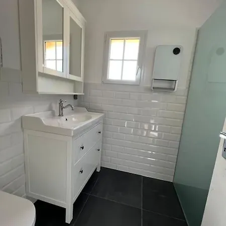 -maisondelaplage83-beachhouse With Pool-